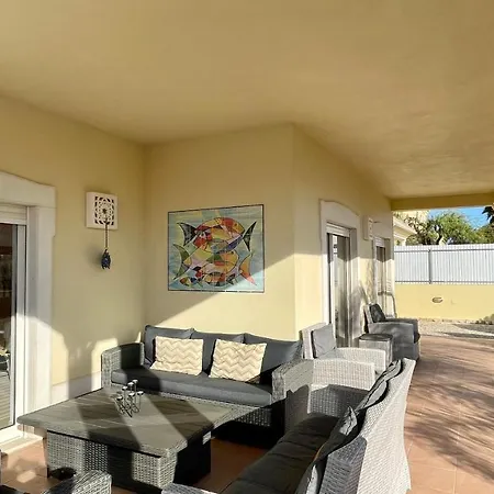 Sunshine By Check-in Portugal Villa *